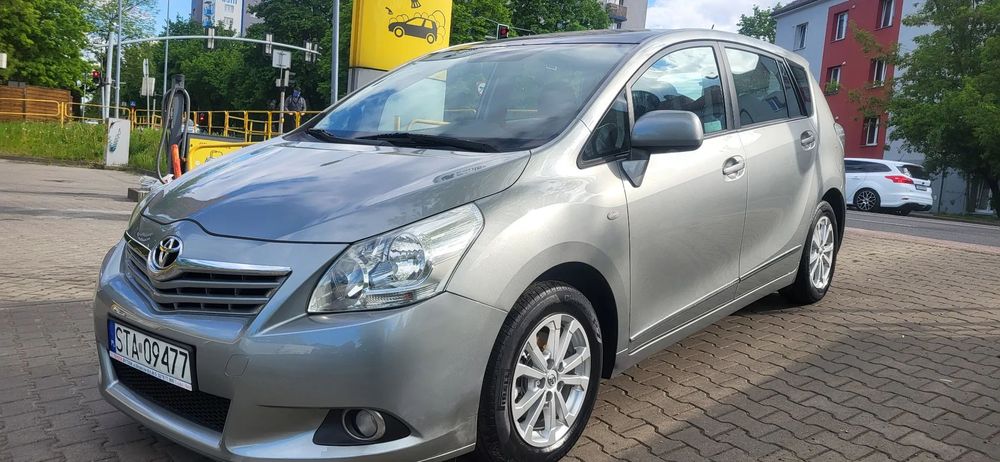 Toyota Verso 7 osobowy, Szklany Dach. Krajowy, I wlasciciel