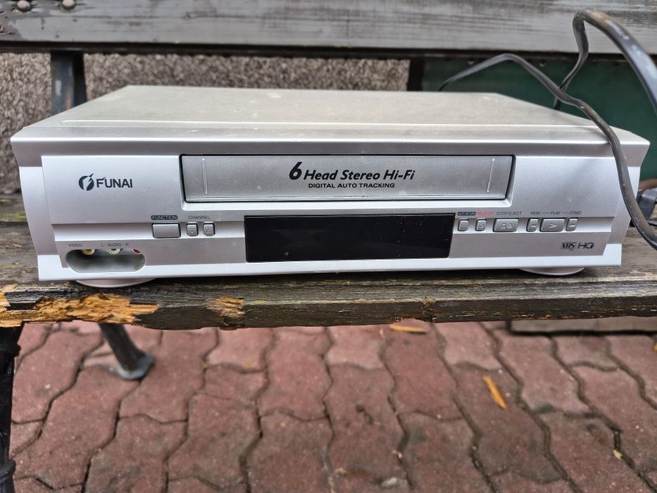 Video magnetowid funai