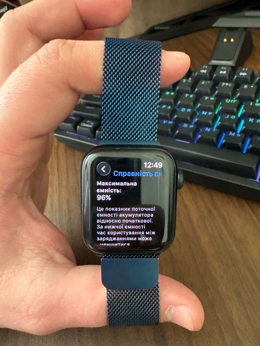 Apple watch SE 2 40 mm     GPS + Cellular (eSim)