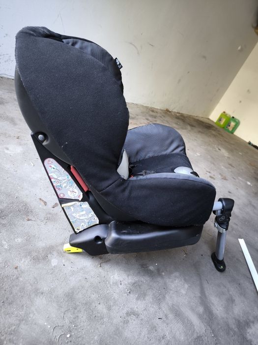 Fotelik do samochodu 9-18 kg ISOFIX+ mocowanie pasów + nóżka