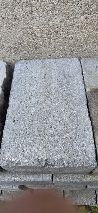 Bloczek betonowy 38x24x16