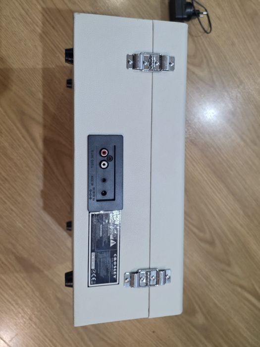 Gira-Discos Crosley com Bluetooth – Como Novo