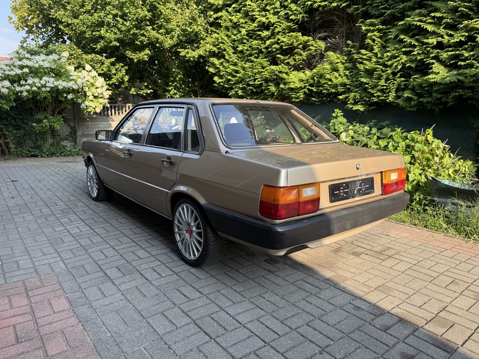 Audi 80 B2 1.6 75KM