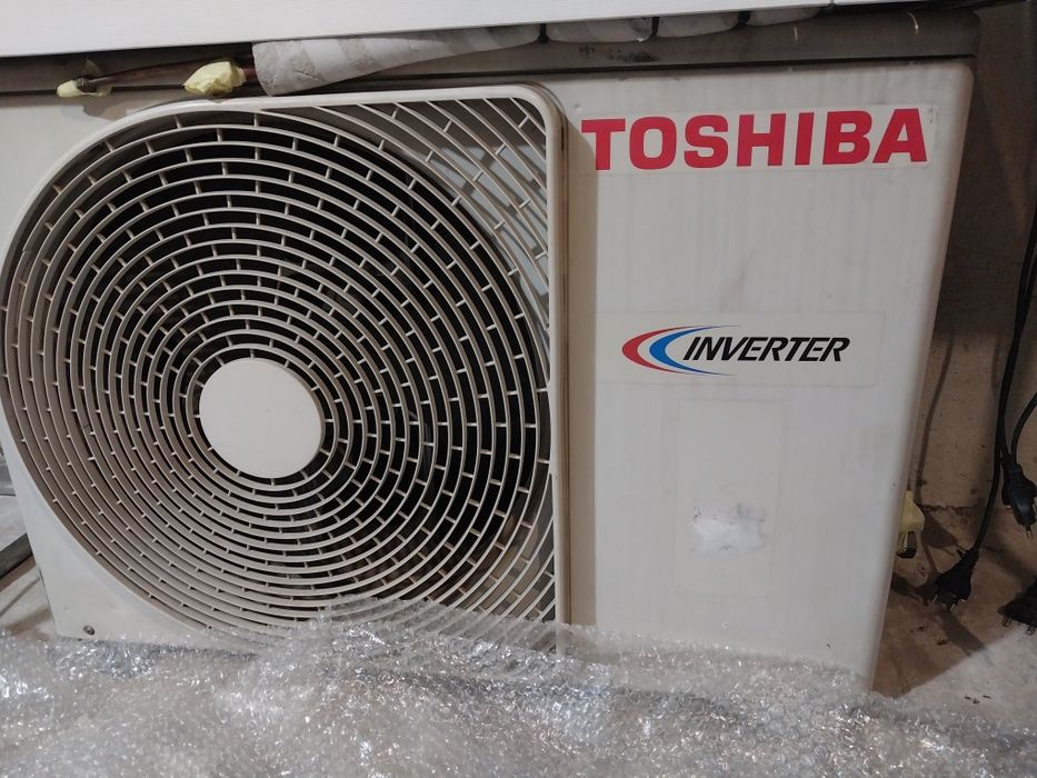 Кондиционер инверторный TOSHIBA 22 на 70 м.кв премиальный класс.