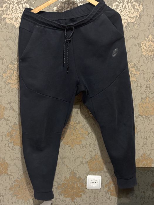 Штани Nike Tech Fleece розмір M оригінал