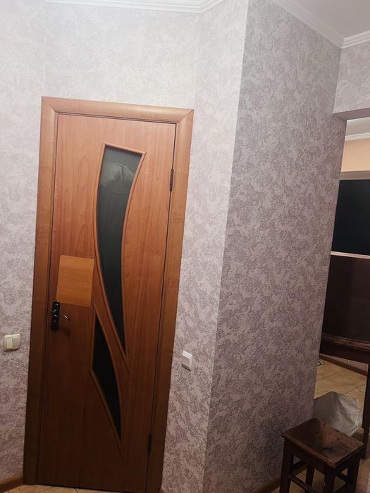 Продам 1к квартиру на Виставці