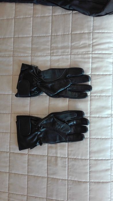 Kombinezon motocyklowy kurtka spodnie rękawice marki Funt