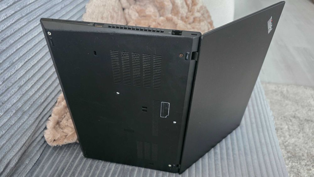 notebook Lenovo T490