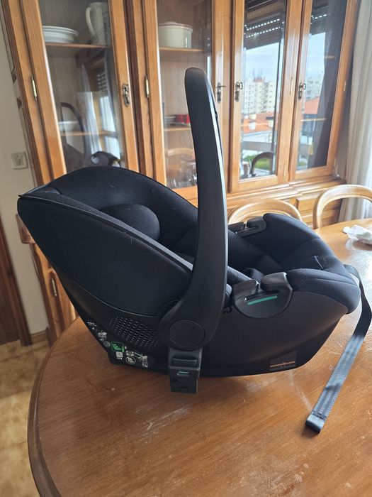 Cadeira Chicco Kory Essential i-Size.