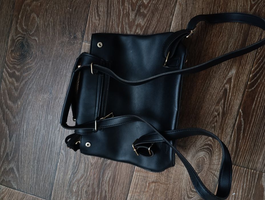 Рюкзак шкільний.