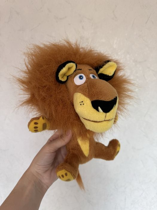 Мʼякі іграшки мультгерої