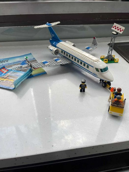 LEGO CITY samolot pasażerski 3181 UNIKAT z pudełkiem