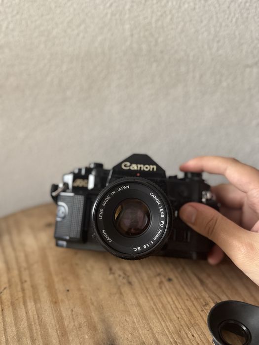 Canon A-1 + 2 Objetivas — Kit Completo Analógico