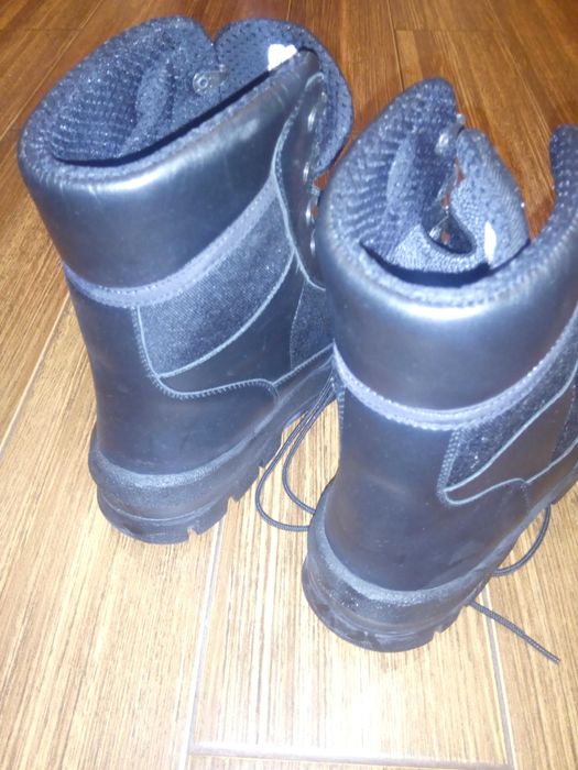 buty czarne do ochrony