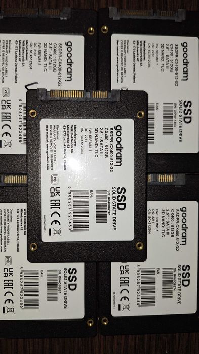 512GB SSD 2.5 2セット ssd 2,5 512 gb - купити комплектуючі для ПК - Ціна на OLX.ua