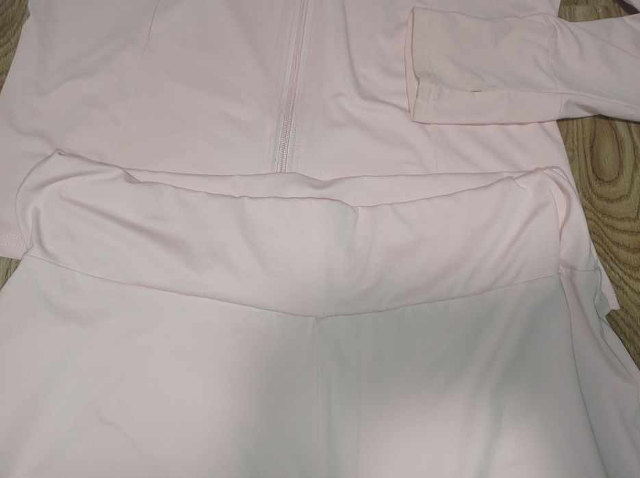 Костюм спортивний кльош