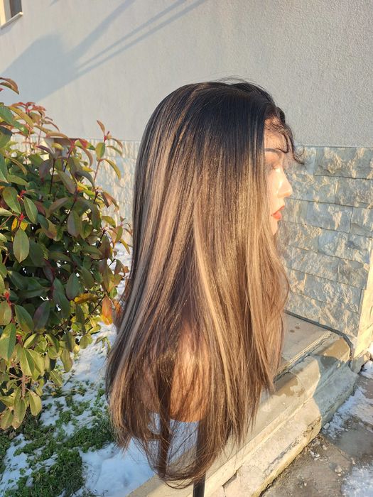 Długa Prosta Ciemna Peruka Na Koronkowej Siateczce Lace Front Wig