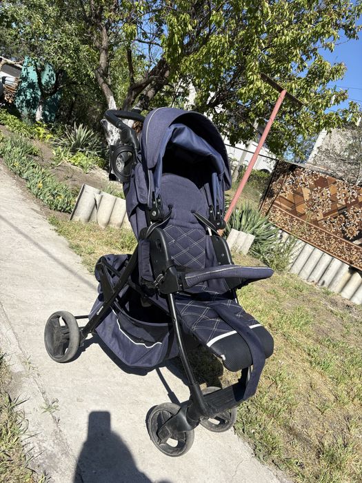 Продам коляску , прогулка