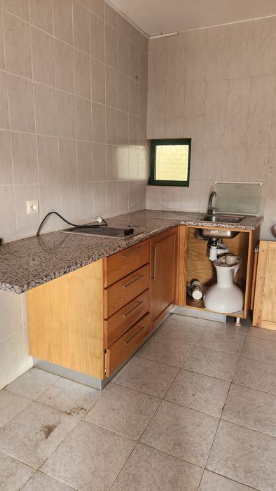 Vendo bancada de cozinha com fogão