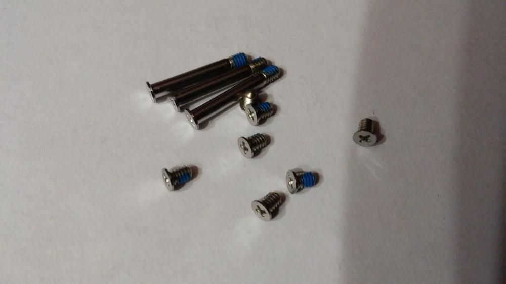 Болтики (винты) Apple MacBook Pro (Retina) на заднюю крышку и HDD