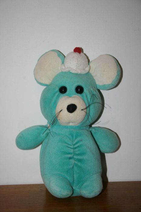 Peluche Rato - 23 cm
