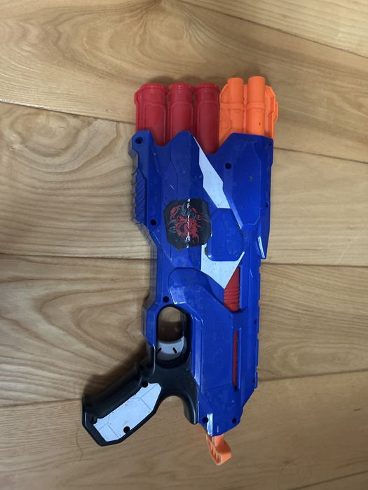 Pistolet nerf elite dual-strike