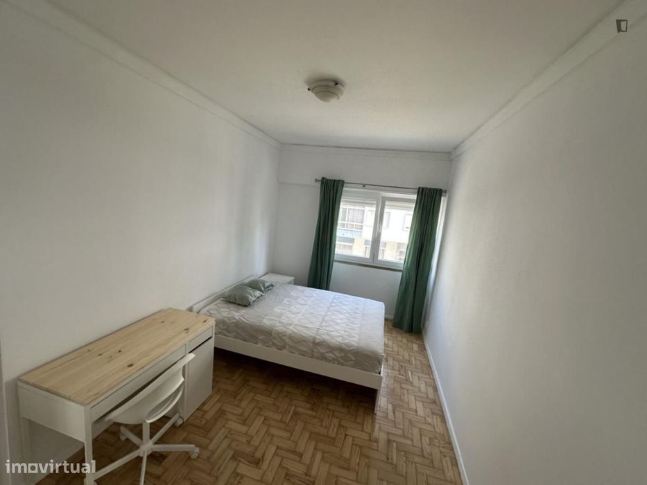 Quarto - localizado em Lisbon