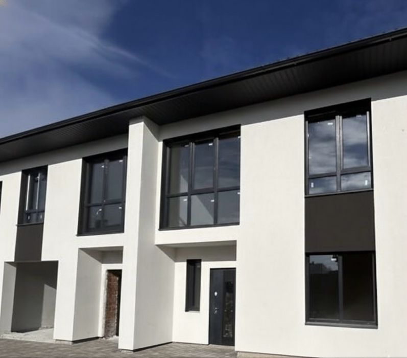 Розтермінування 24 міс Будинок з гаражем неподалік ЖК КАЛИНОВА СЛАБОДА