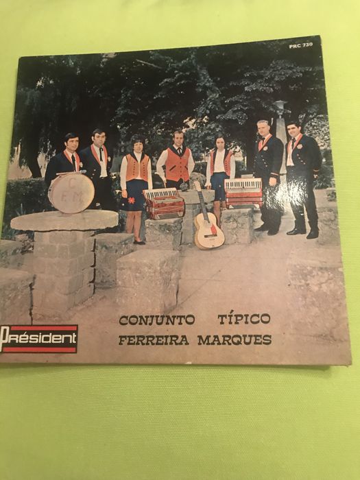 Vendo cd vinil bom estado