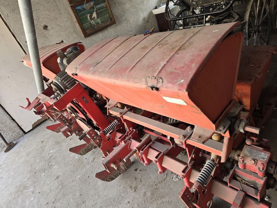 Siewnik  Becer Aeromat do kukurydzy