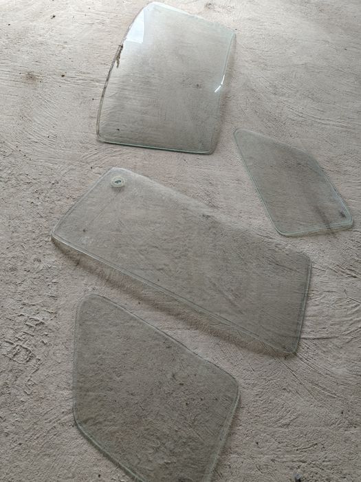 Szyba fiat 126p Maluch boczna czołowa tył