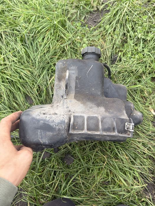 Bak paliwa piaggio nrg