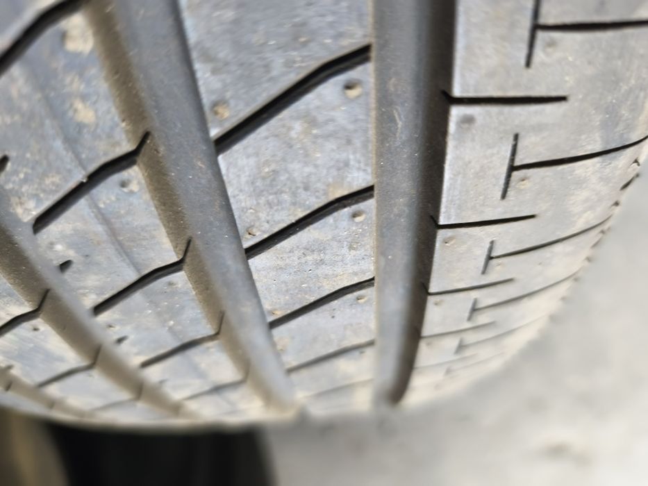 100% Bieżnika 2szt 215 45r18 Bridgestone turanzat 005 a 2021r
