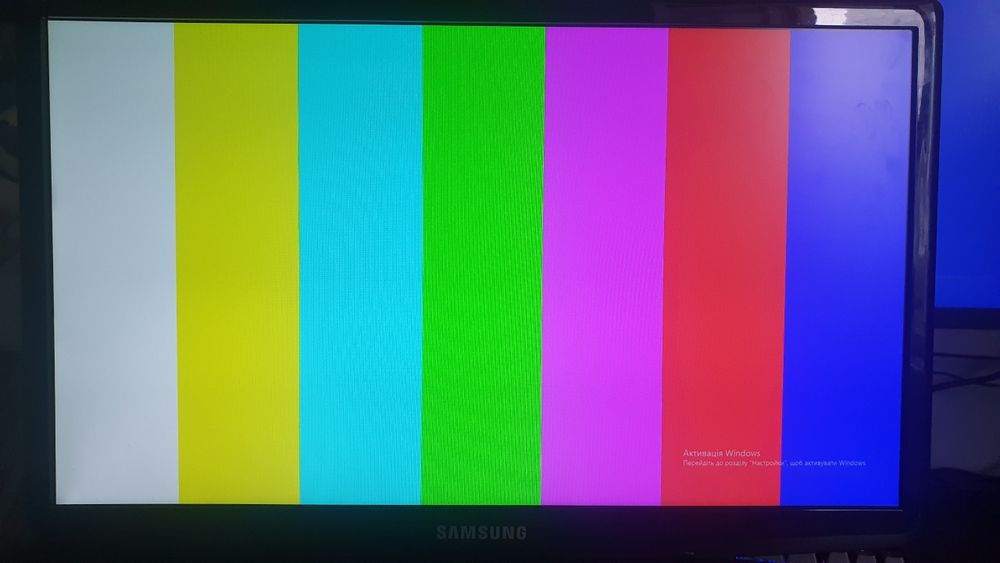 Монітор Samsung LS22A100N 22 

TN ідеальний стан