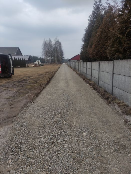 Usługi koparką, przyłącza, niwelacja terenu