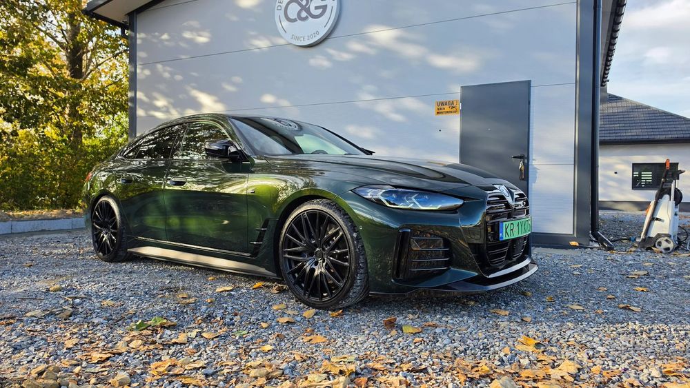 BMW i4