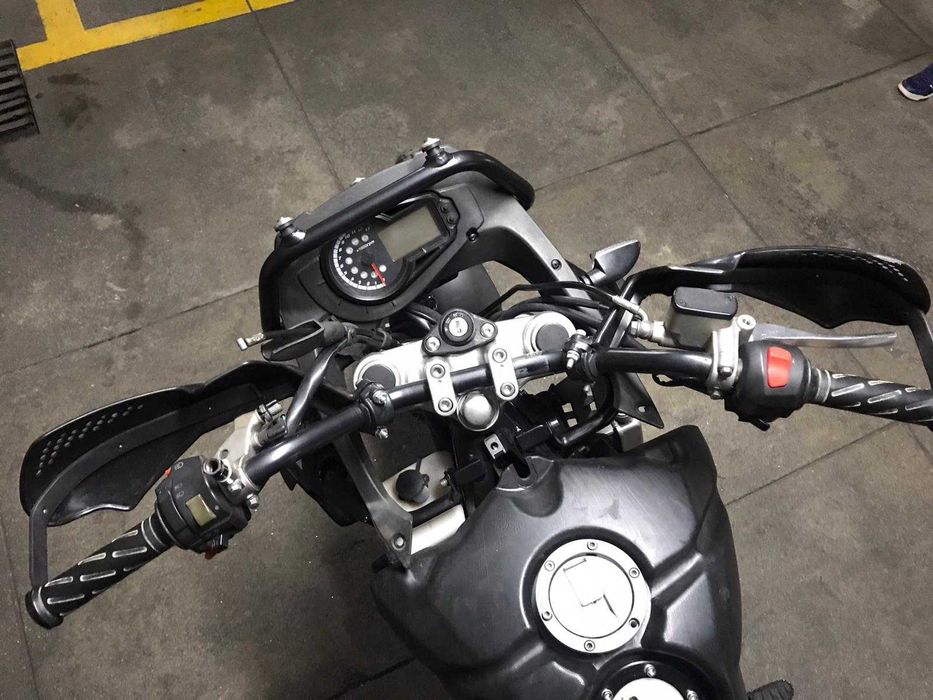 UM DSR 125 Adventure 2023 Preta