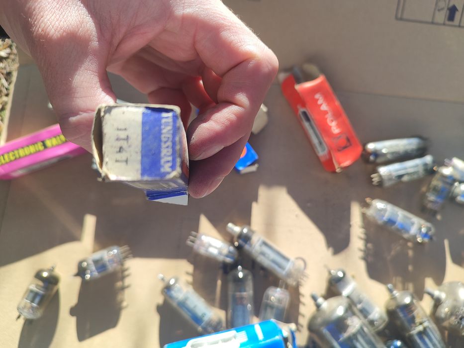 Kolekcja lamp elektronowych | E80F, EZ80, 6P45S, 1T4T | NOS i używane