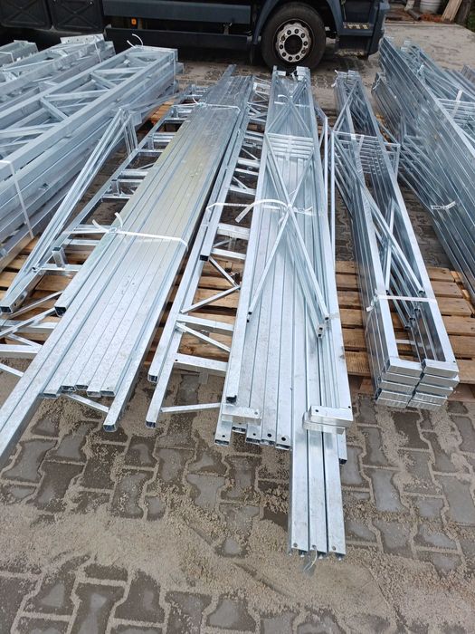 Produkcja i montaż hal oraz konstrukcji stalowych