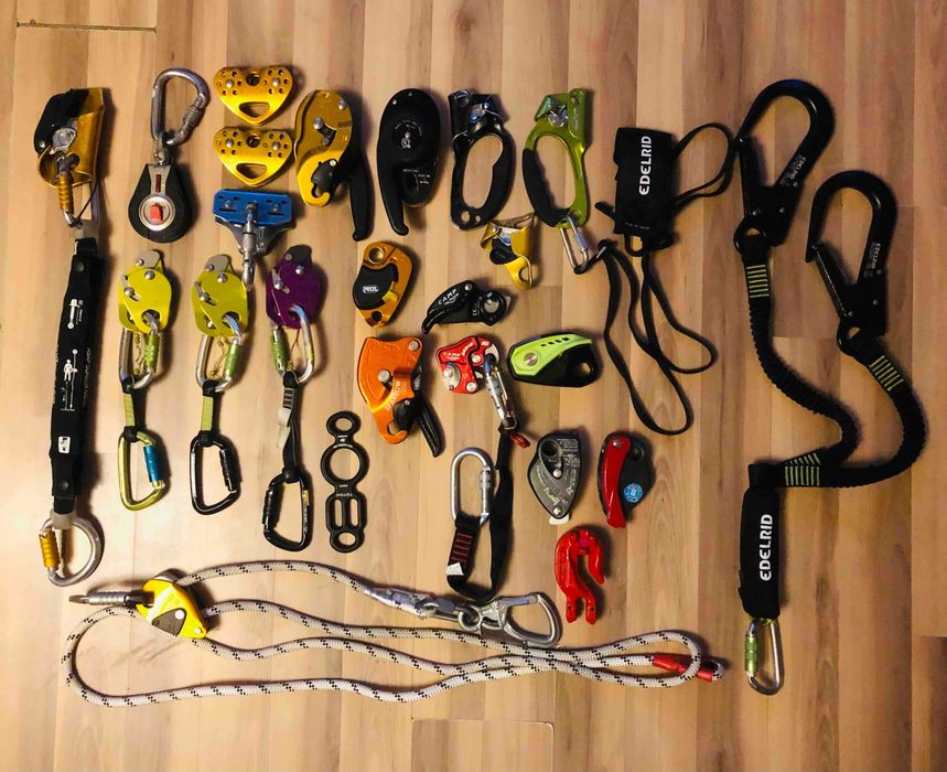 Топовое снаряжение для альпинизма и скалолазанья Petzl снегоступы TSL