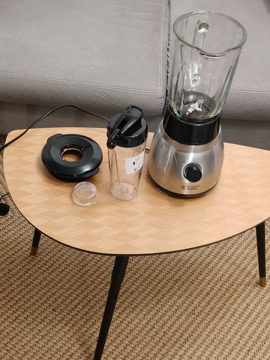 Blender kielichowy Russell Hobbs stalowy nowy