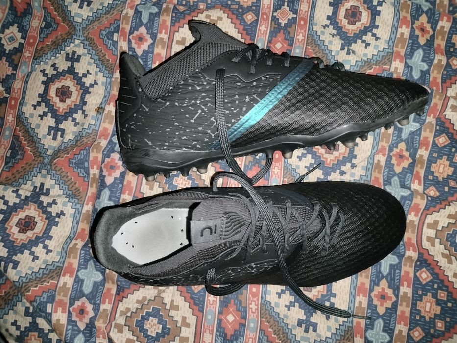 Chuteiras decahlon 44