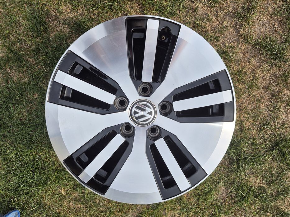 Felgi golf 7  stan bardzo  dobry jak nowe Polecam