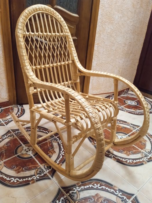 Дитяче кріселко, качалка, гойдалка, крісло качалка дитяче.