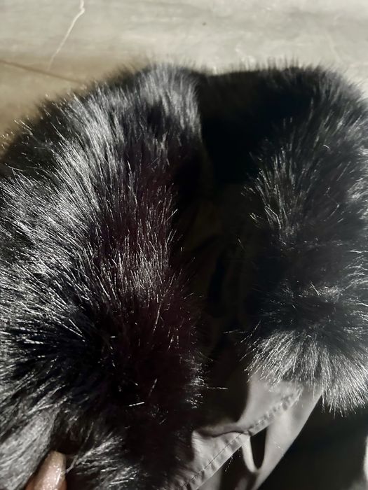 Kobieca wiązana kurtka zimowa czarna futerko jak naturalne M