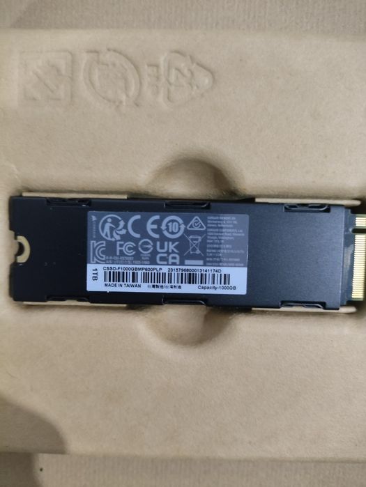 SSD накопичувач Corsair MP600 Pro LPX 1 TB (CSSD-F1000GBMP600PLP)