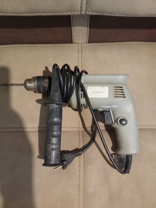 Продам Дрель недорого