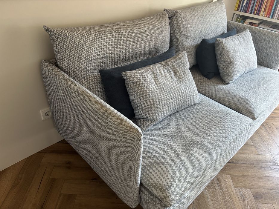 Sofá 3 lugares Ikea, gama Söderhamn forrado de novo