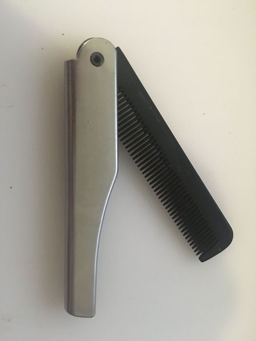 Pente de bolso antigo