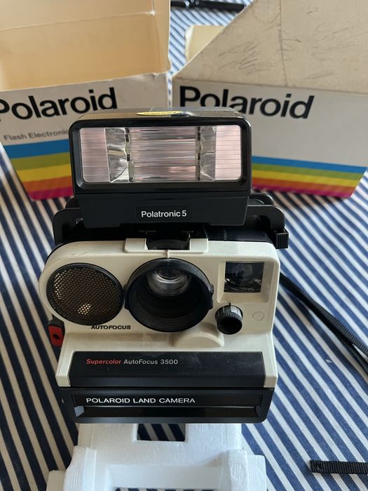 Aparat Polaroid SuperColor AutoFocus 3500 z lampą błyskową